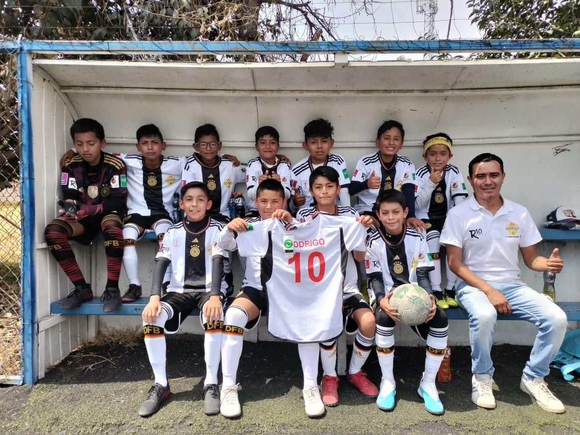 Destacado papel de la Selección de Chiautempan en torneo nacional de futbol